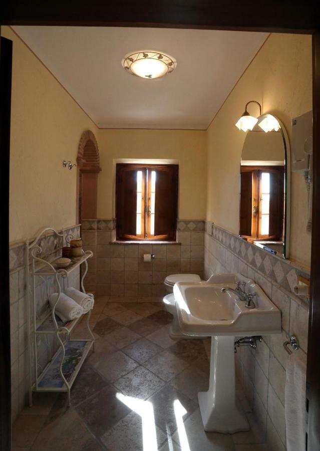 Molino Del Rotone Vendégház Buti Kültér fotó